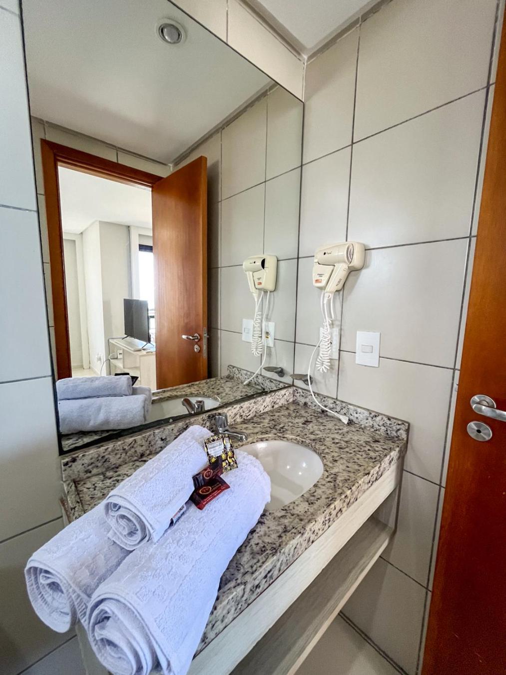 Ponta Negra Flats Confort Accommodations Vista Para O Mar Натал Екстериор снимка